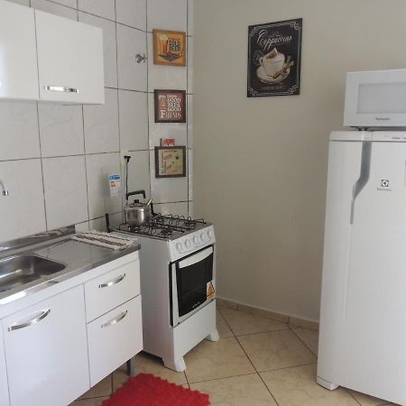 Апартаменты Apartamento Mobiliado Com Garagem Шапеко Экстерьер фото